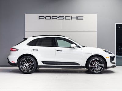 2023 Porsche Macan Macan
