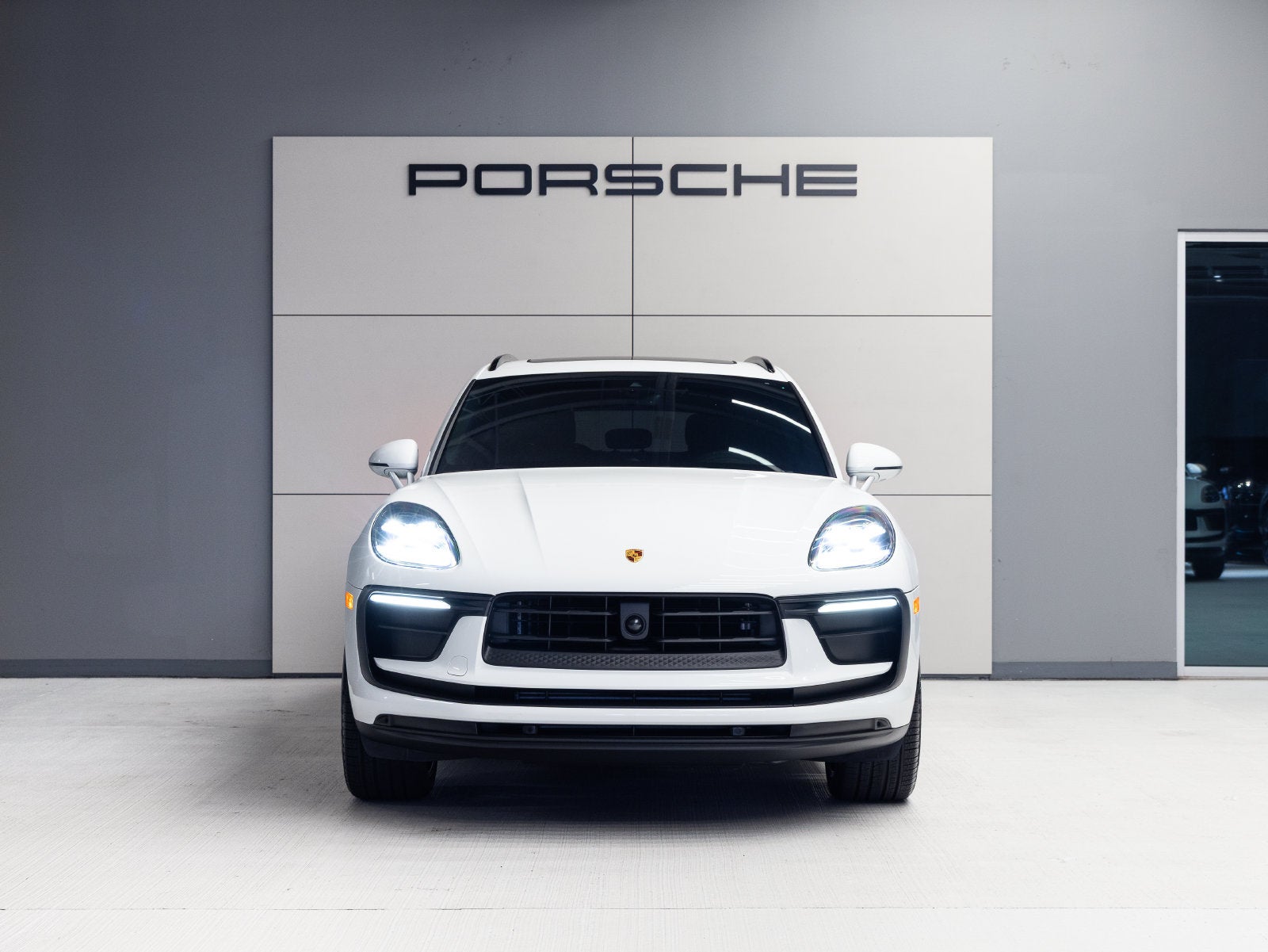 2024 Porsche Macan Macan