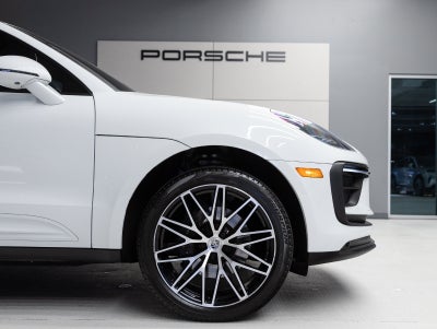 2024 Porsche Macan Macan