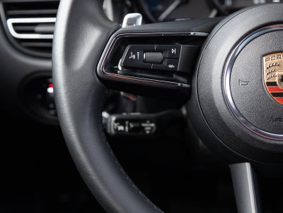 2024 Porsche Macan Macan