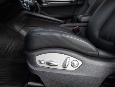 2024 Porsche Macan Macan