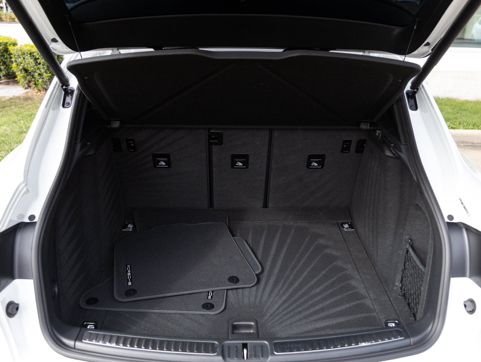 2024 Porsche Macan Macan