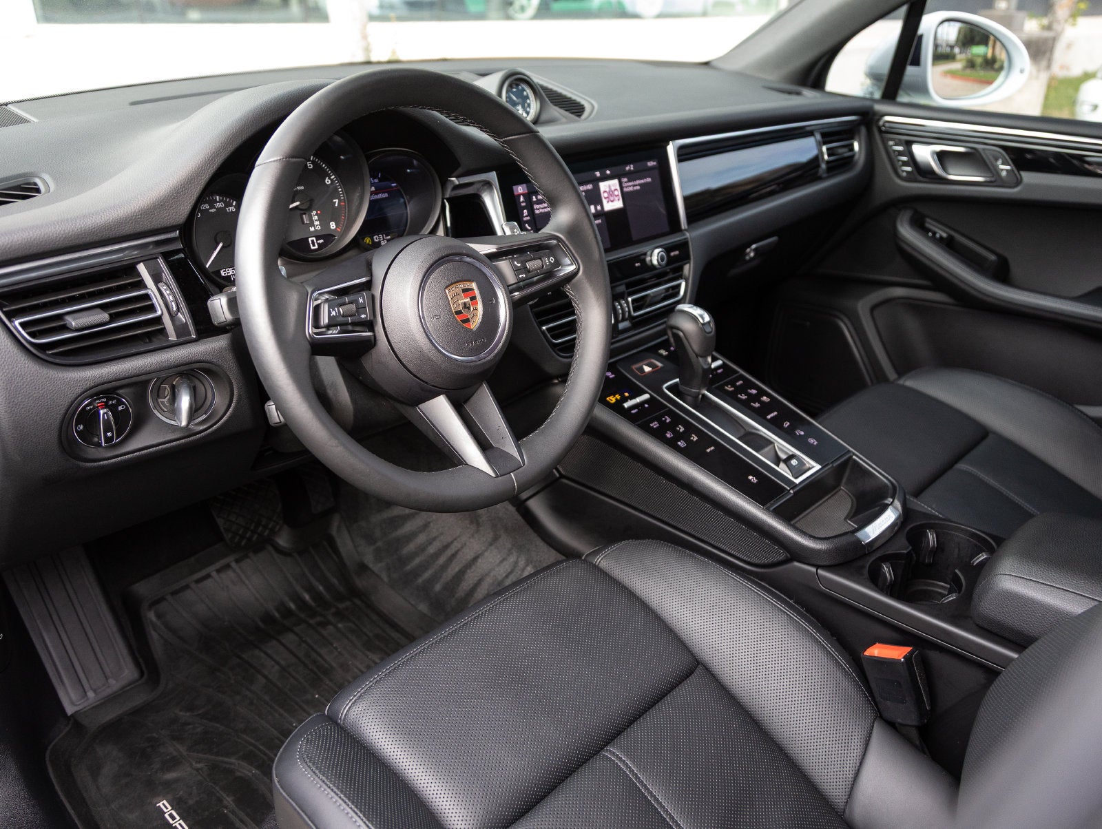 2024 Porsche Macan Macan