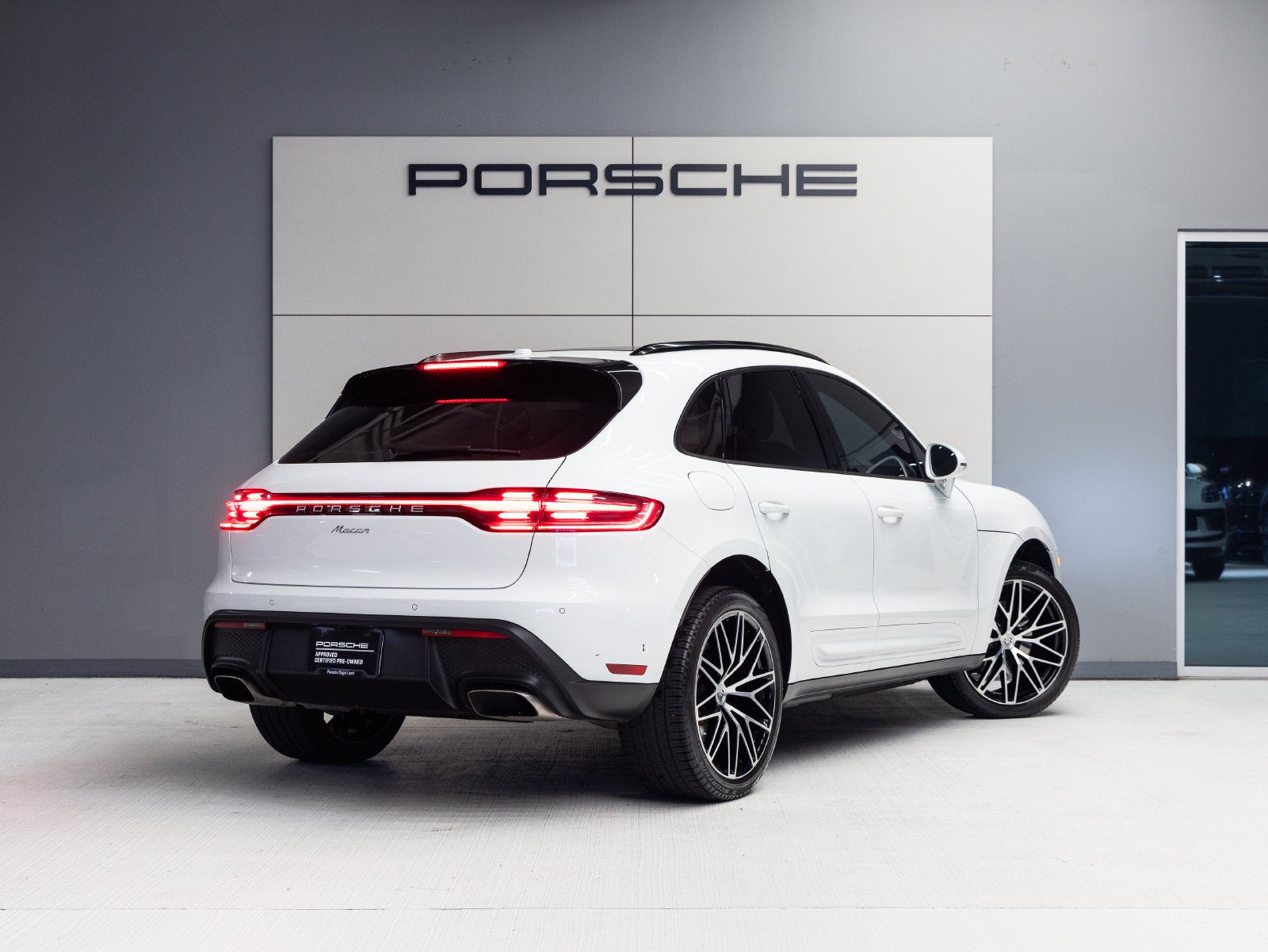 2024 Porsche Macan Macan