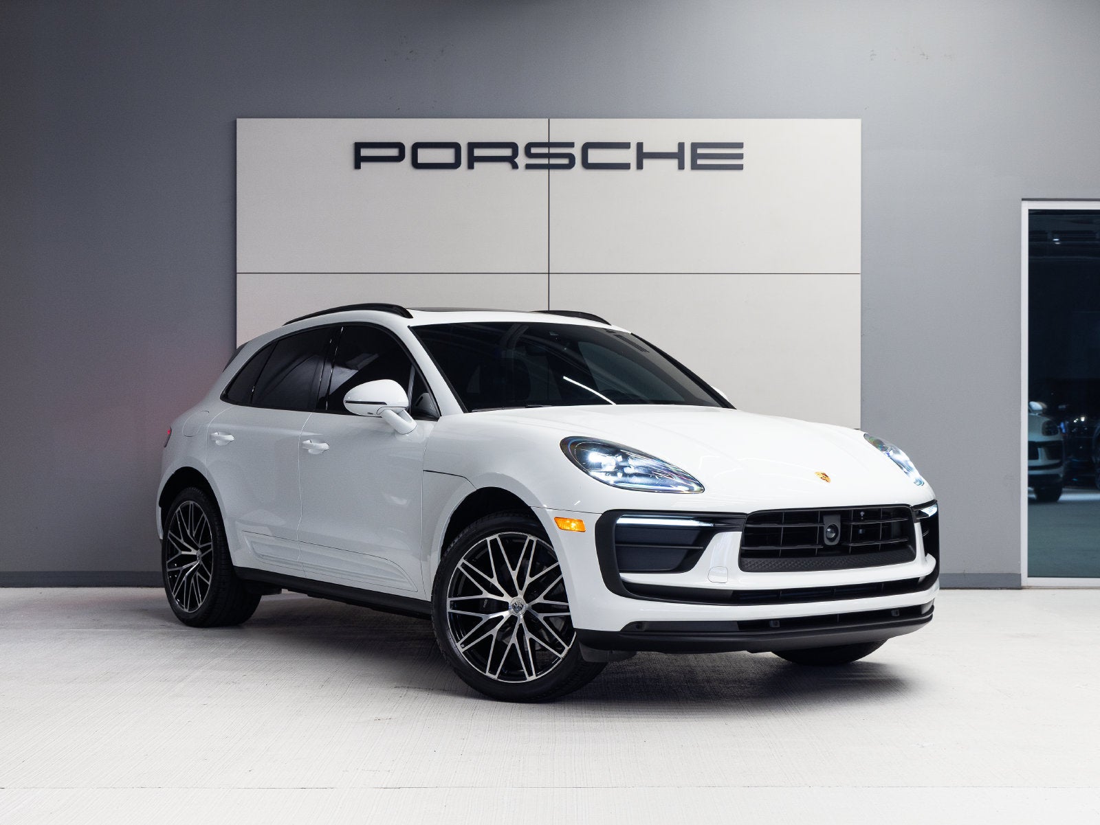 2024 Porsche Macan Macan