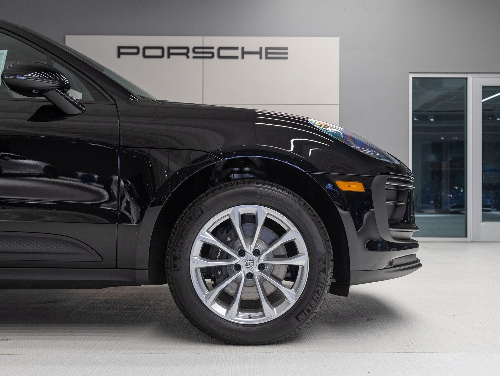 2025 Porsche Macan Macan