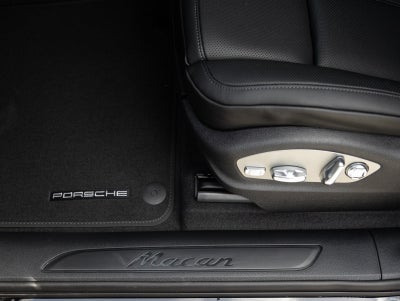2025 Porsche Macan Macan