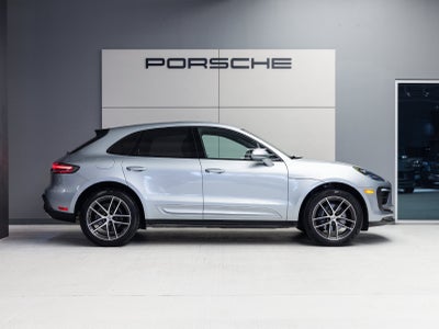 2026 Porsche Macan Macan