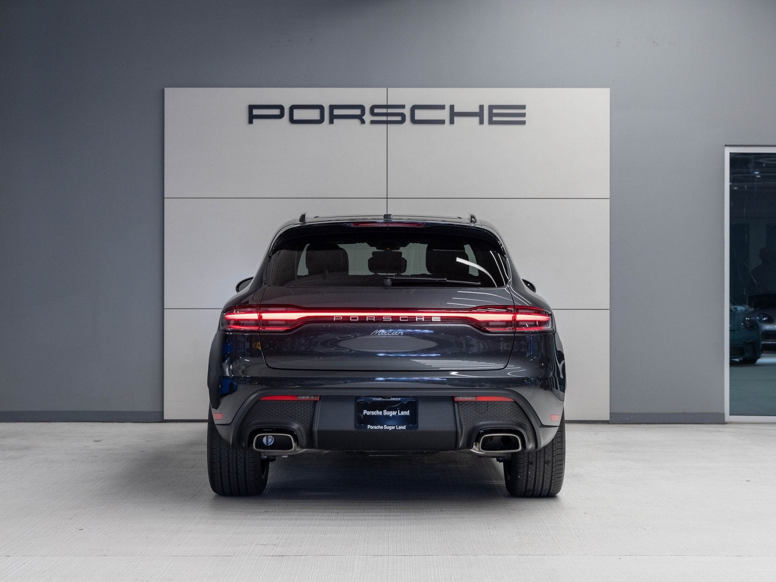 2026 Porsche Macan Macan