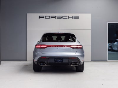2026 Porsche Macan AWD