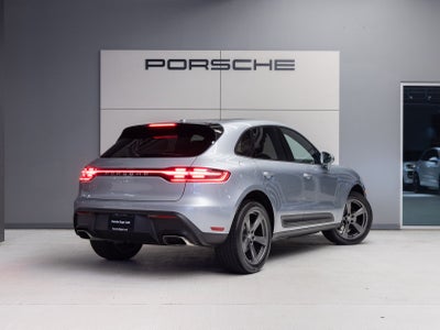 2026 Porsche Macan AWD