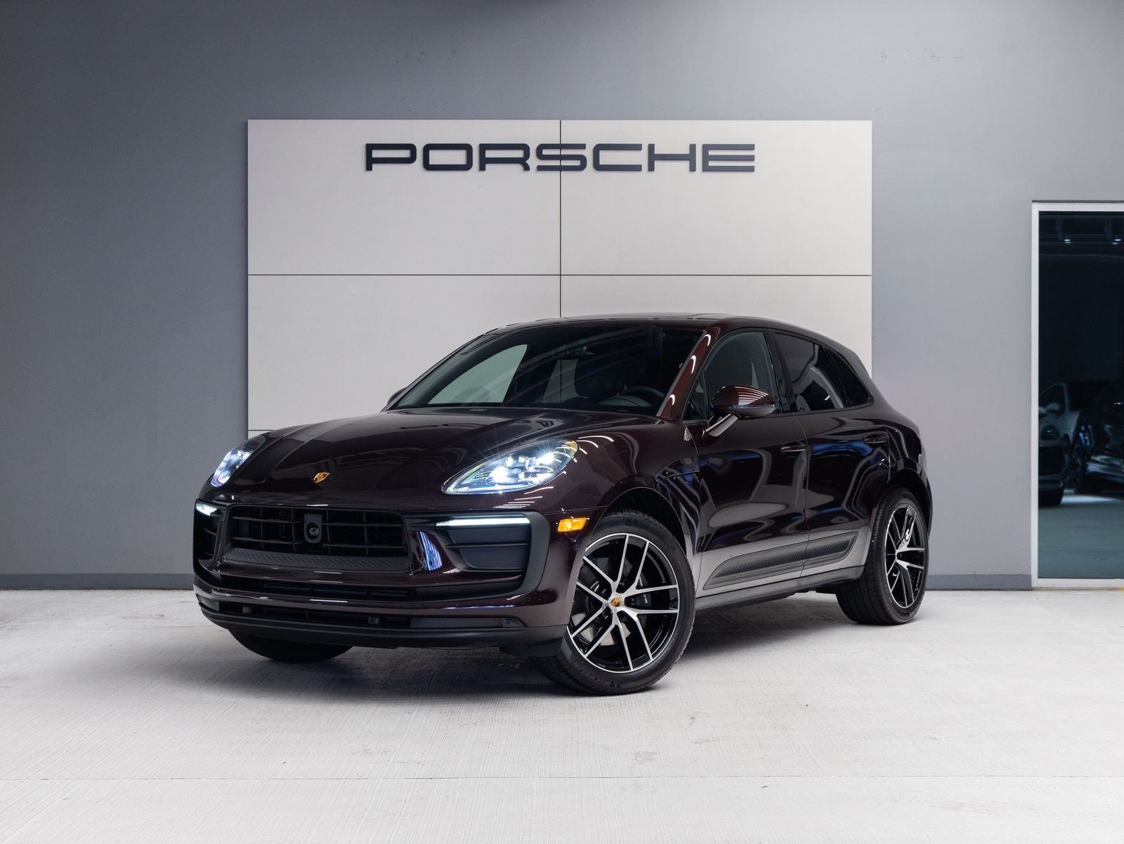 2026 Porsche Macan AWD
