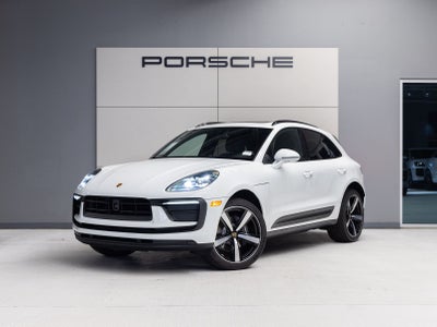 2026 Porsche Macan AWD