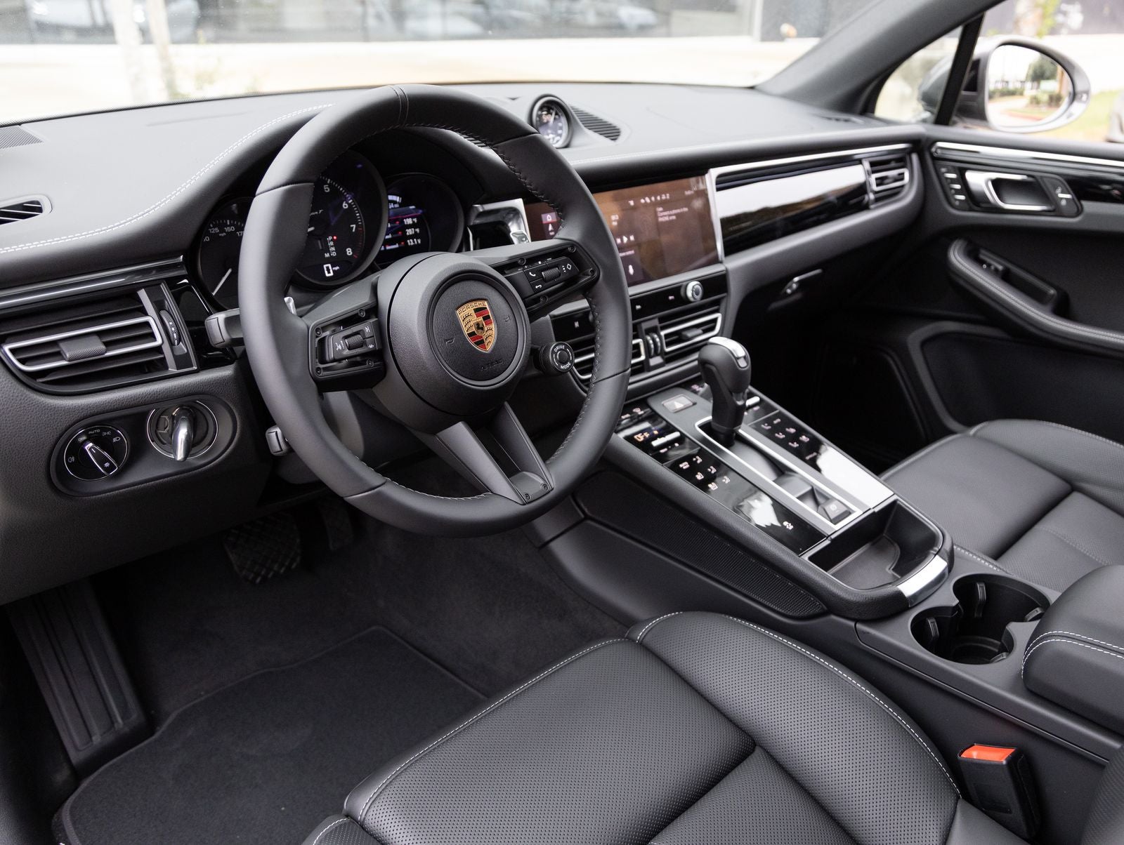 2026 Porsche Macan Macan T