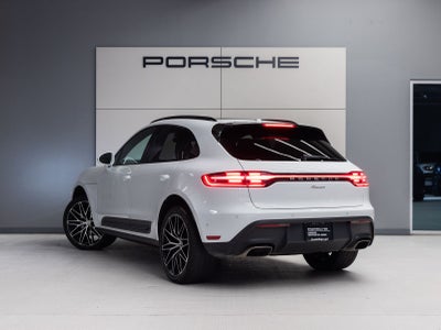 2023 Porsche Macan AWD