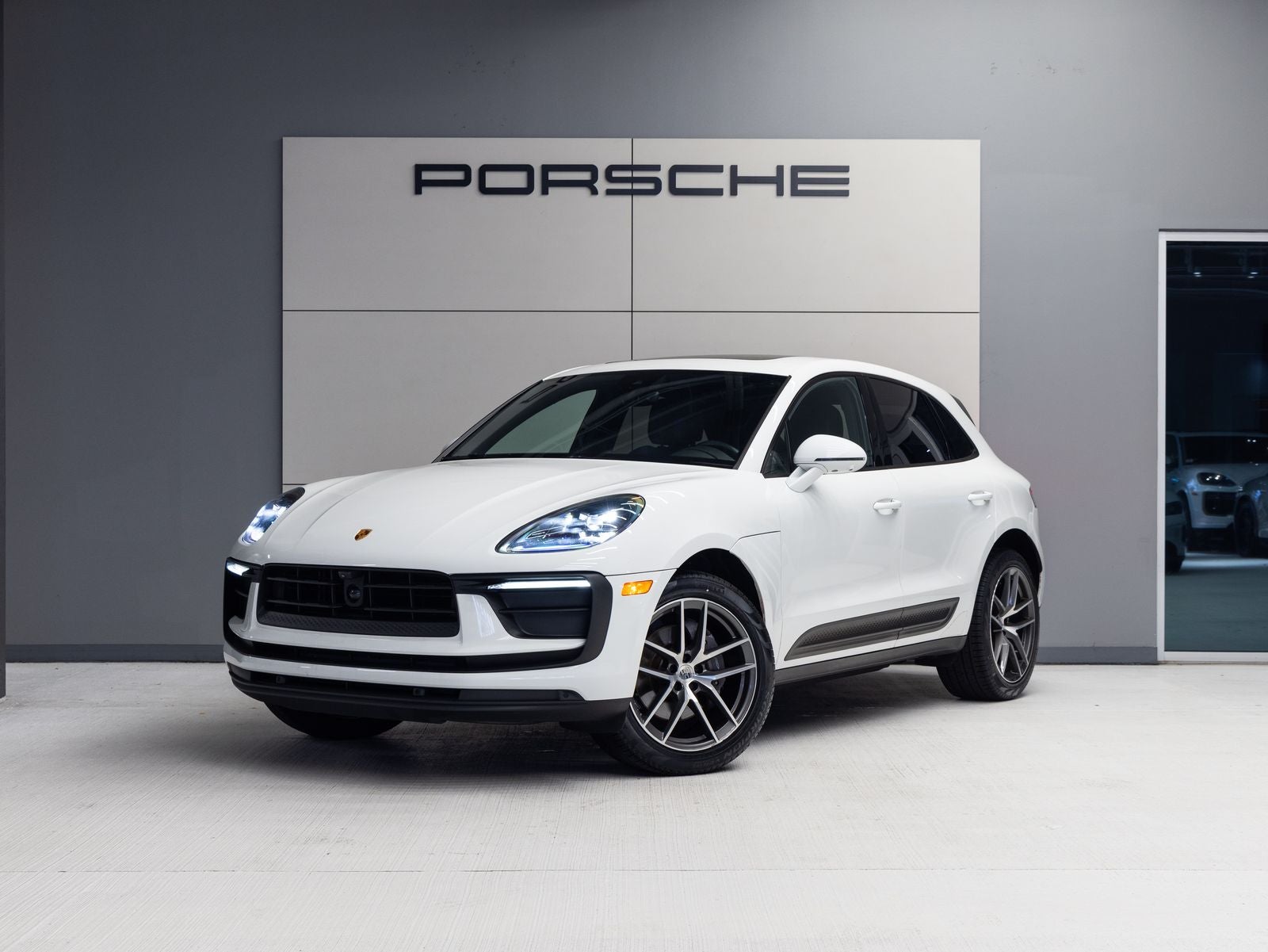 2023 Porsche Macan Macan