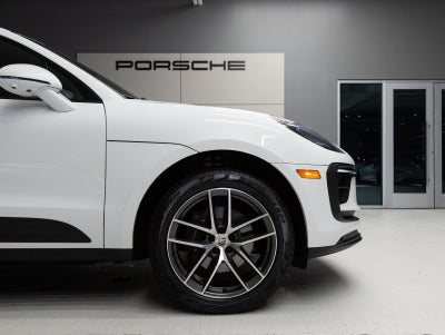2023 Porsche Macan Macan