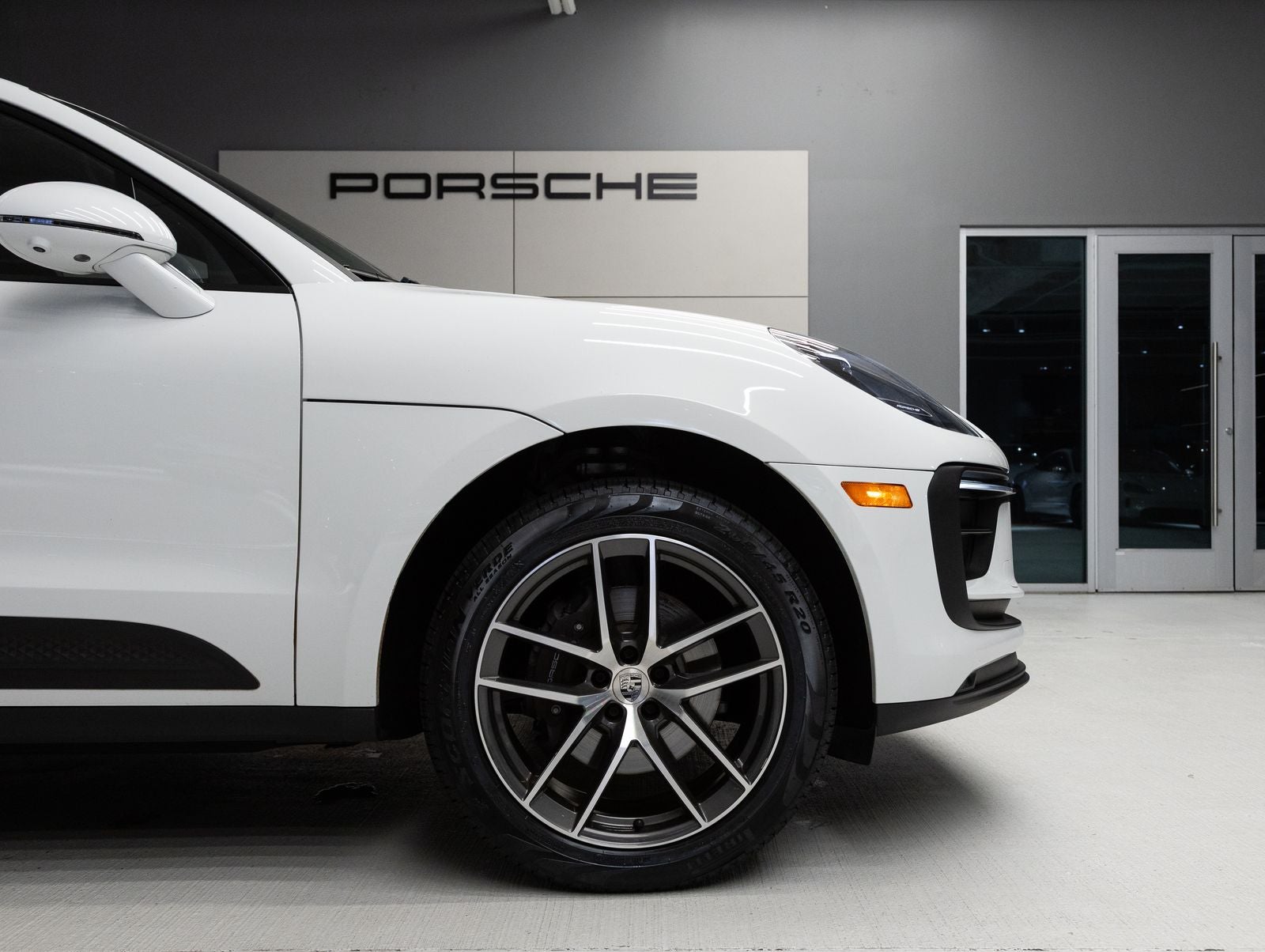 2023 Porsche Macan Macan