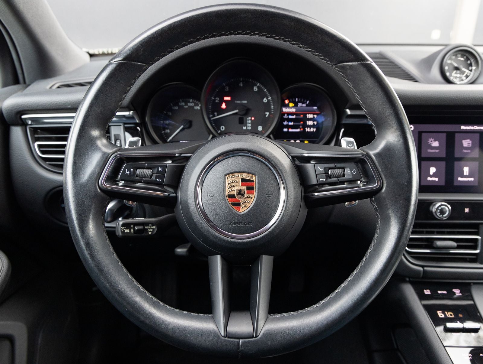 2023 Porsche Macan Macan