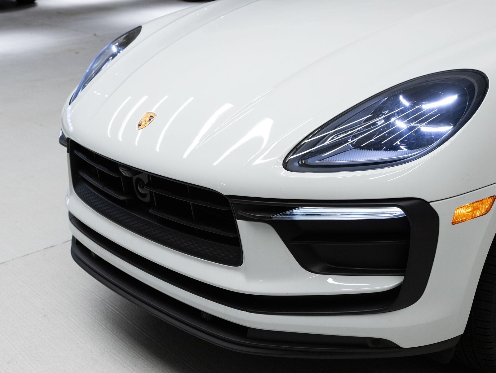 2023 Porsche Macan Macan