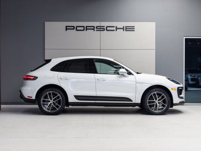 2023 Porsche Macan Macan
