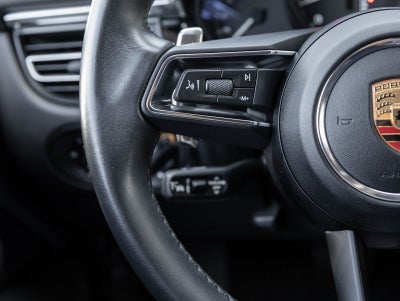 2024 Porsche Macan Macan (MY24)