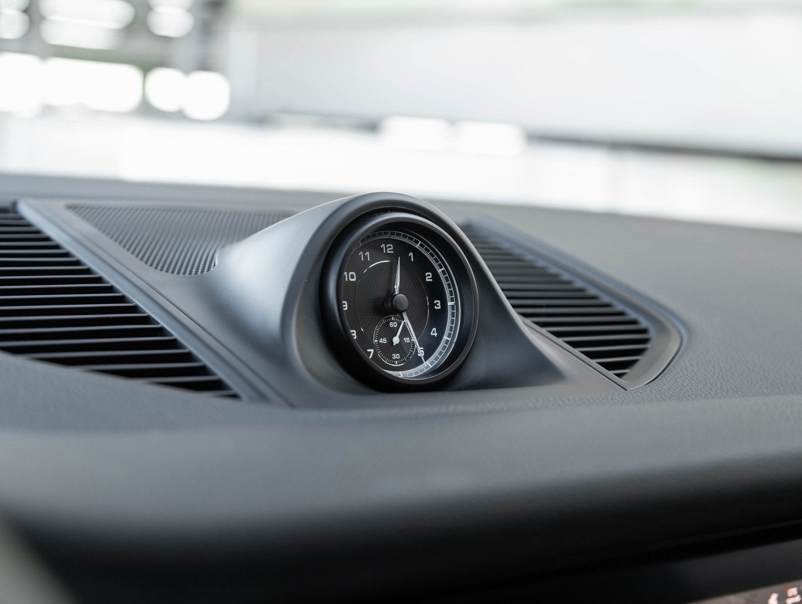 2024 Porsche Macan Macan (MY24)