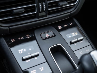 2024 Porsche Macan Macan (MY24)