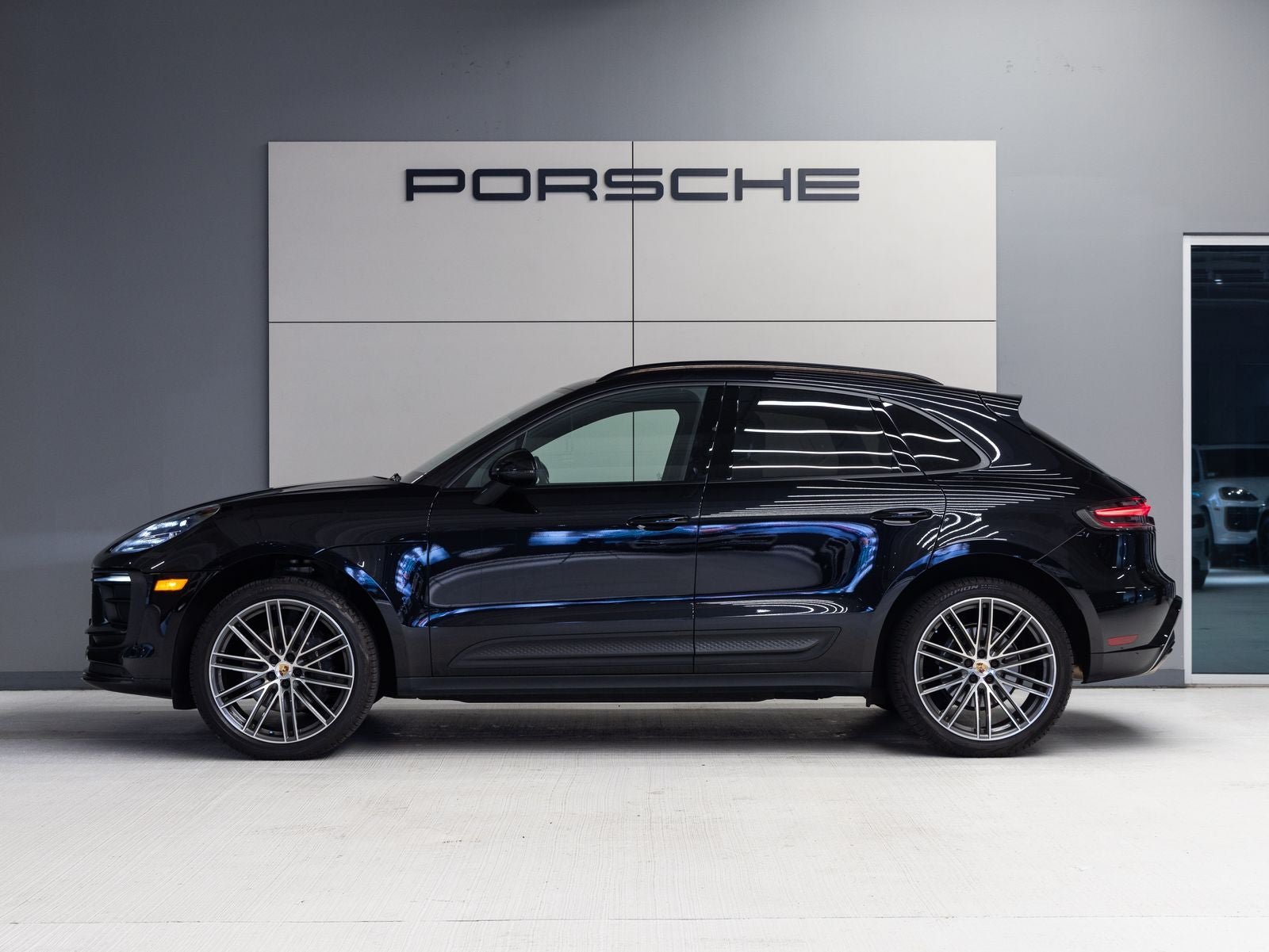 2024 Porsche Macan Macan