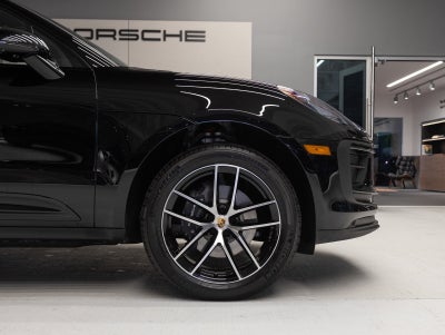 2025 Porsche Macan Macan