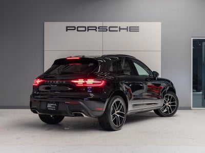 2025 Porsche Macan Macan