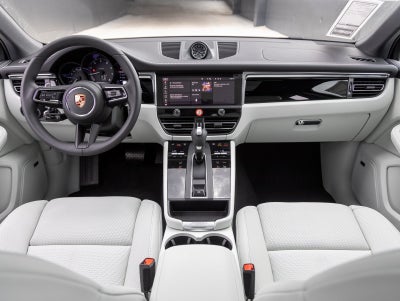 2025 Porsche Macan Macan