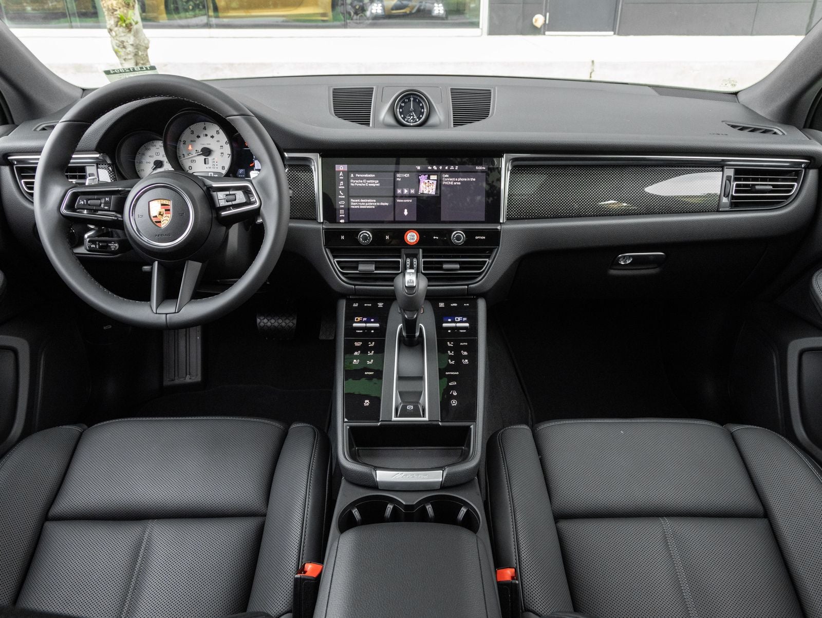 2026 Porsche Macan AWD