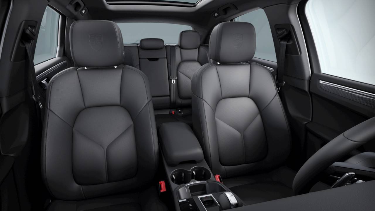 2026 Porsche Macan AWD