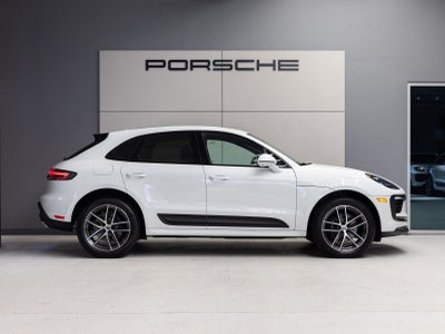 2026 Porsche Macan Macan