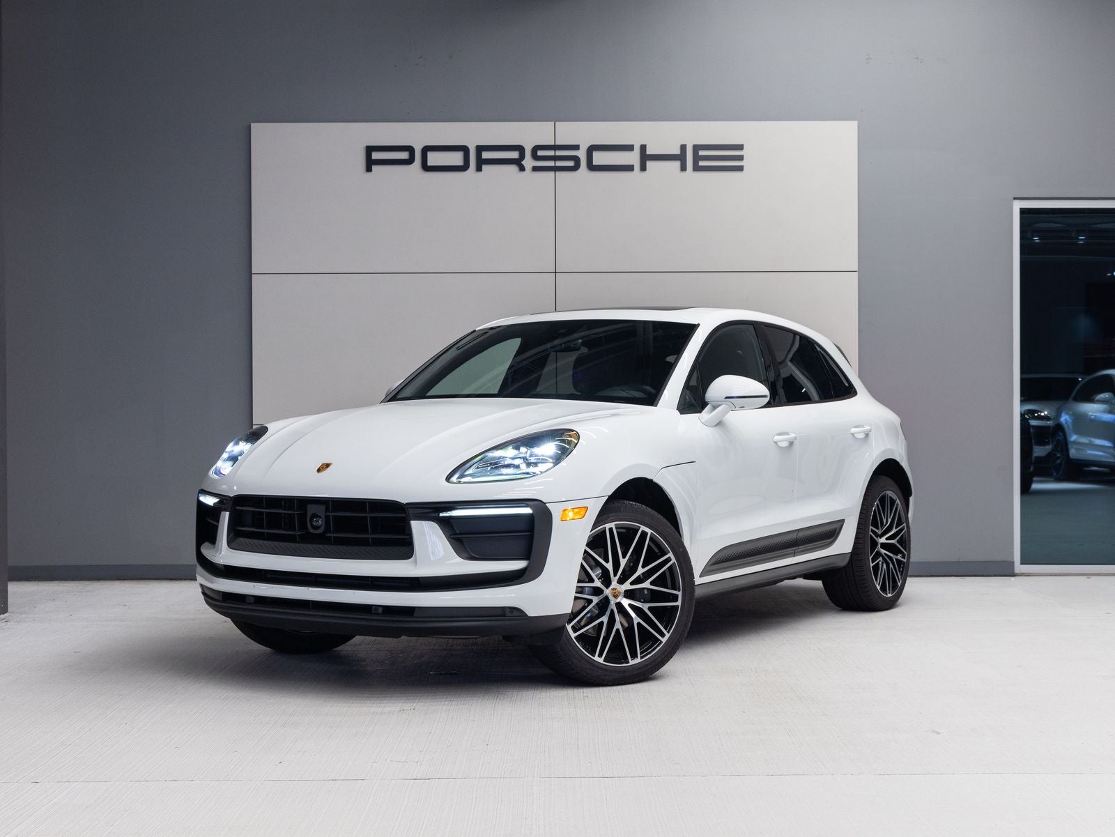 2026 Porsche Macan Macan