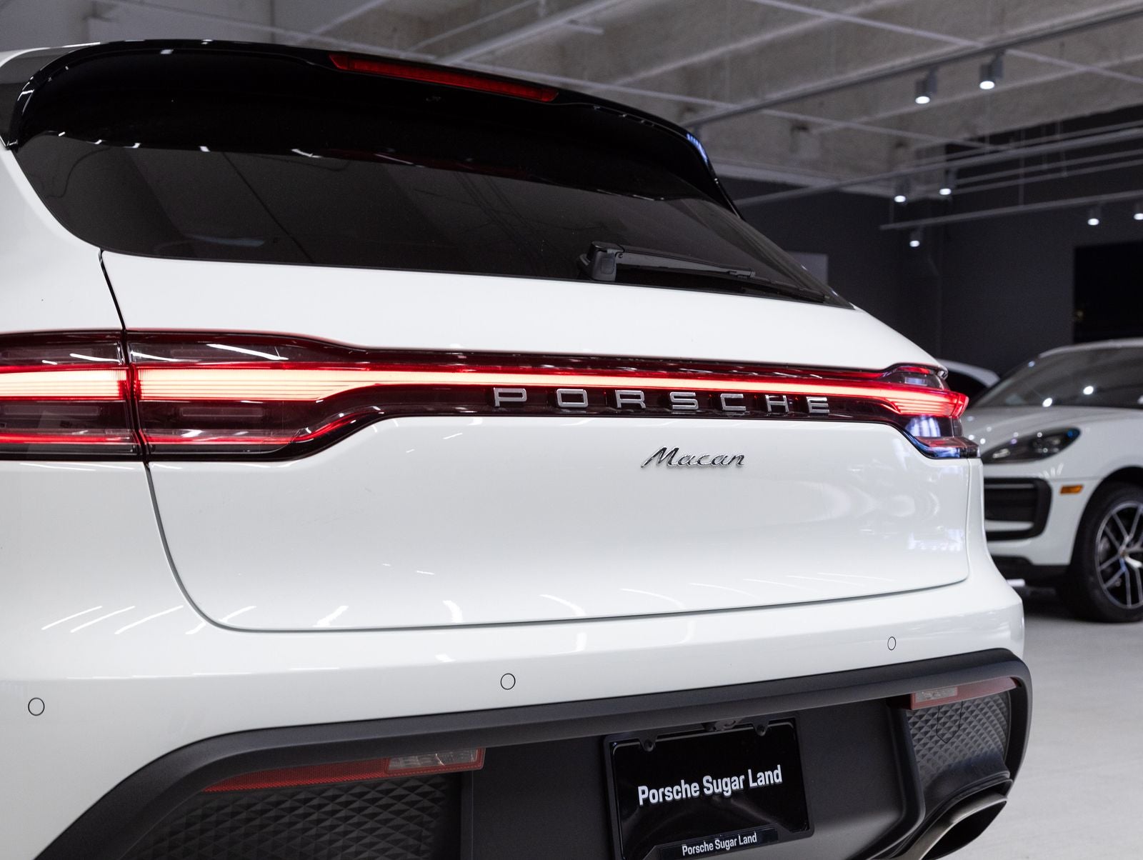 2026 Porsche Macan Macan