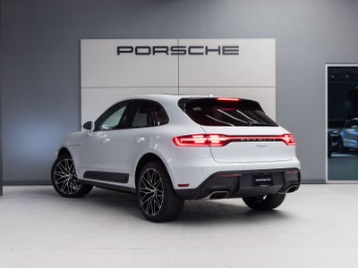 2026 Porsche Macan Macan