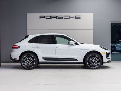 2026 Porsche Macan Macan