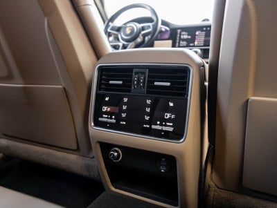 2020 Porsche Cayenne Cayenne