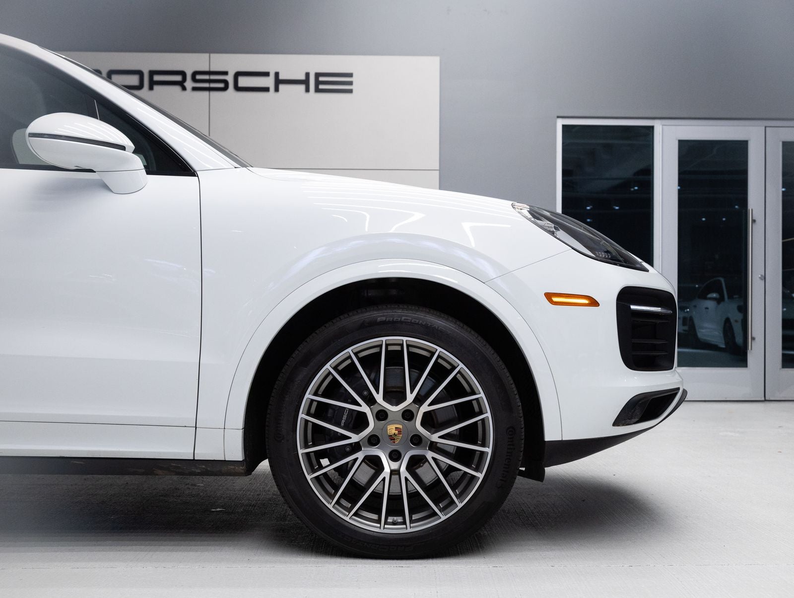 2023 Porsche Cayenne Cayenne Platinum Edition (MY23)