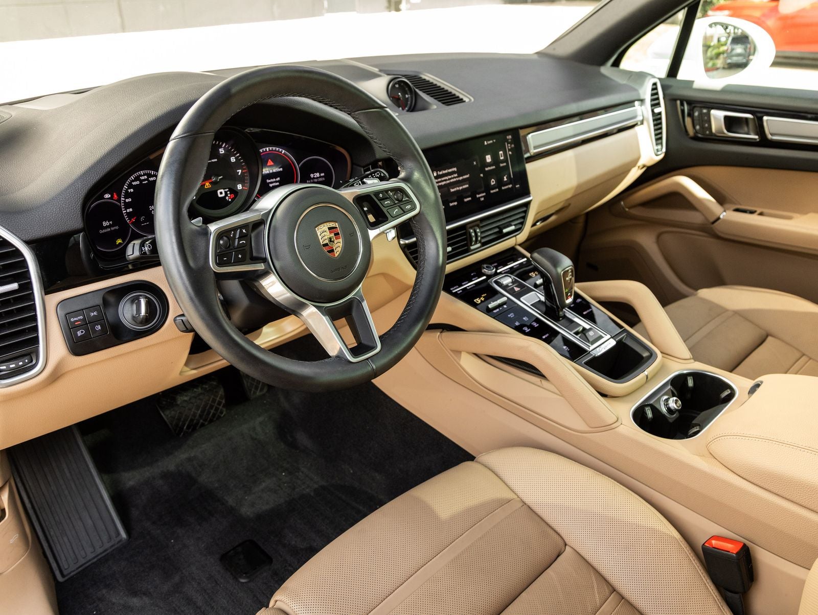 2023 Porsche Cayenne Cayenne Platinum Edition (MY23)