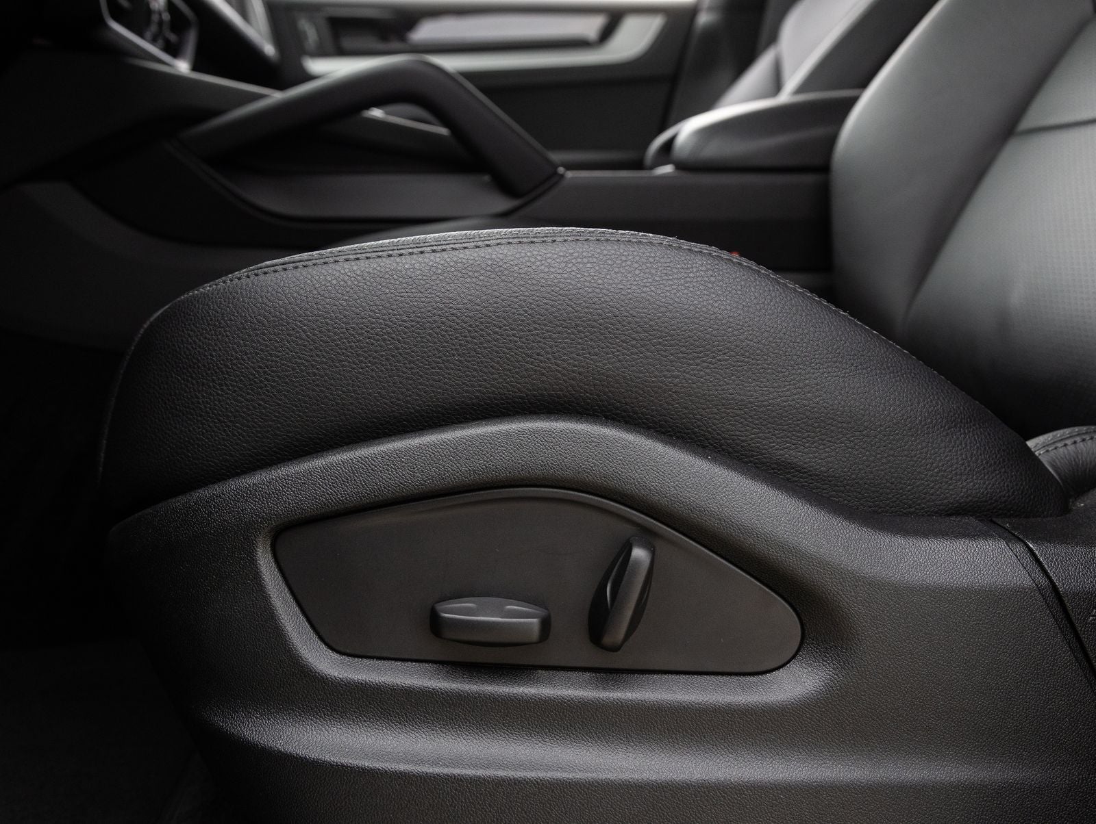2025 Porsche Cayenne Cayenne