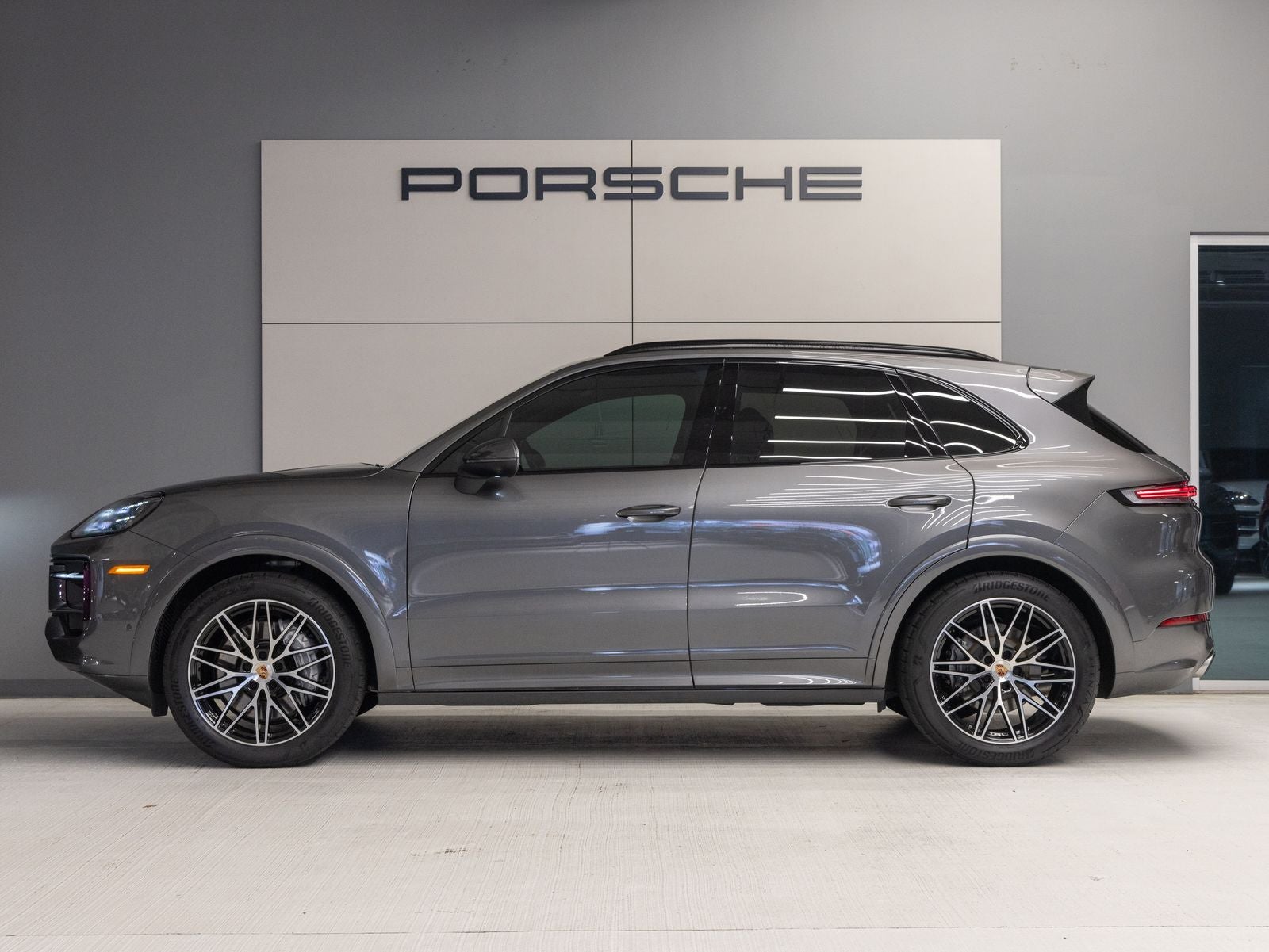 2025 Porsche Cayenne Cayenne