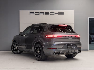 2025 Porsche Cayenne Cayenne