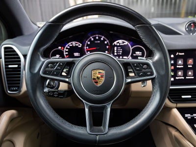 2023 Porsche Cayenne Cayenne Platinum Edition (MY23)