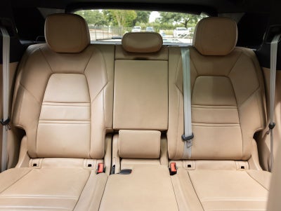 2023 Porsche Cayenne Cayenne Platinum Edition (MY23)