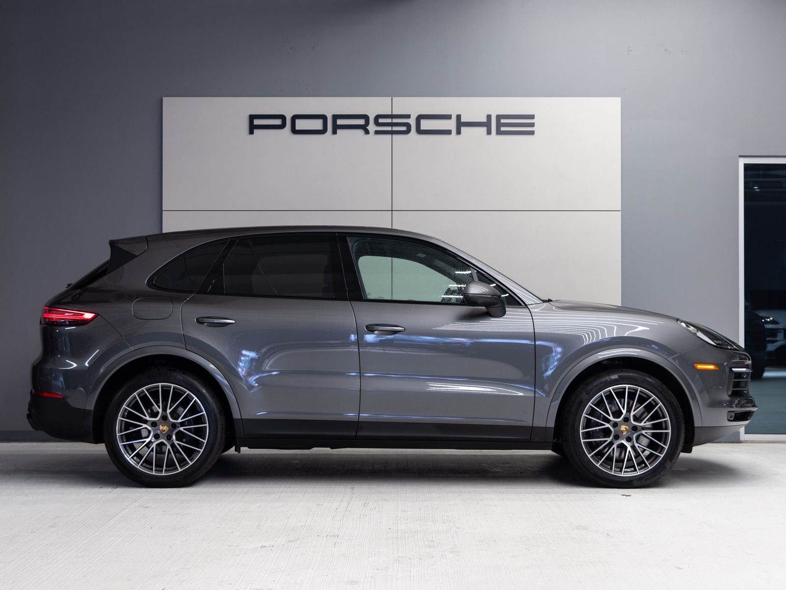 2023 Porsche Cayenne Cayenne (MY23)