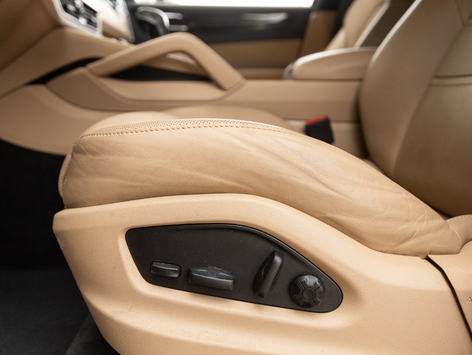 2023 Porsche Cayenne Cayenne
