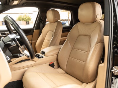 2023 Porsche Cayenne Cayenne